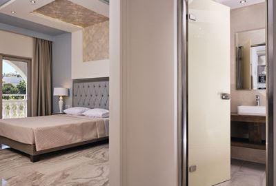 Deluxe Two-Bedroom Apartment